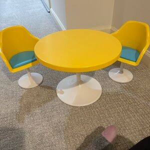 American Girl Julie Table and Chairs